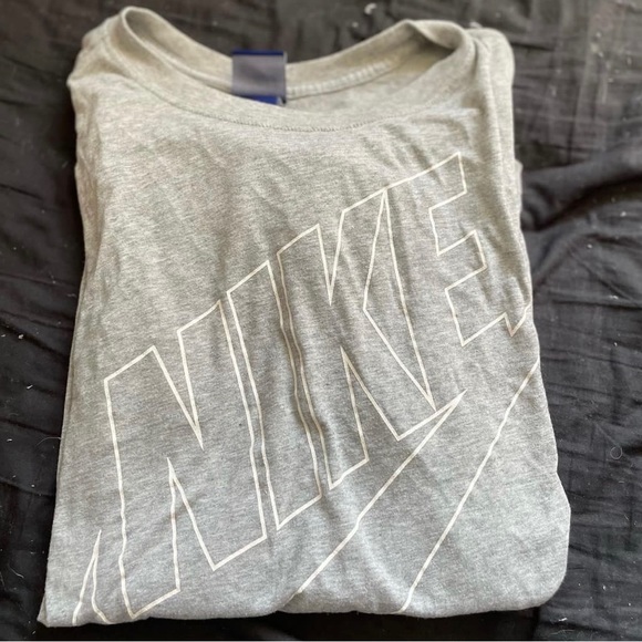 Nike long sleeve - Picture 1 of 1